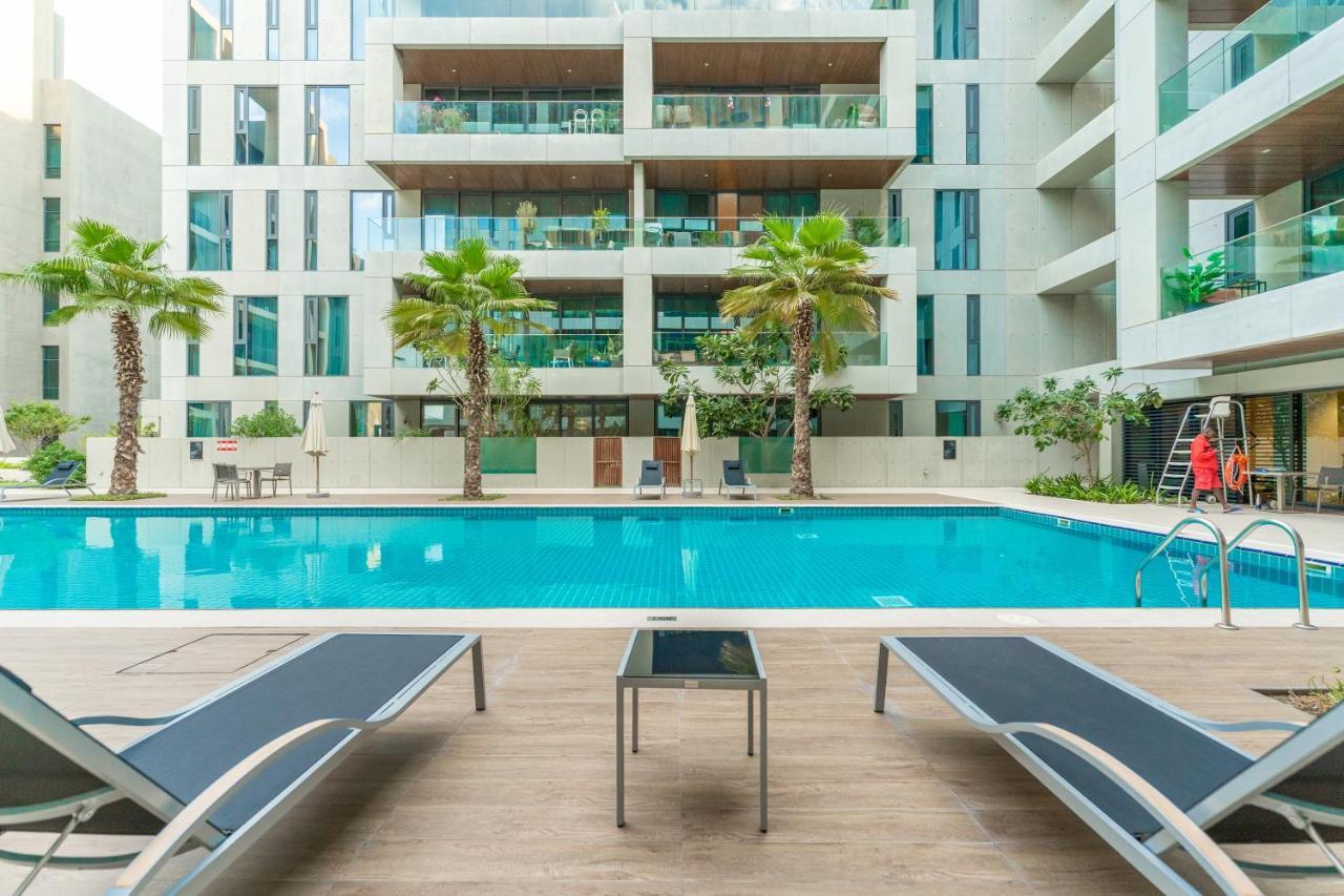 Fam Living City Walk - Opposite City Walk Mall - 2A Dubai Exterior photo