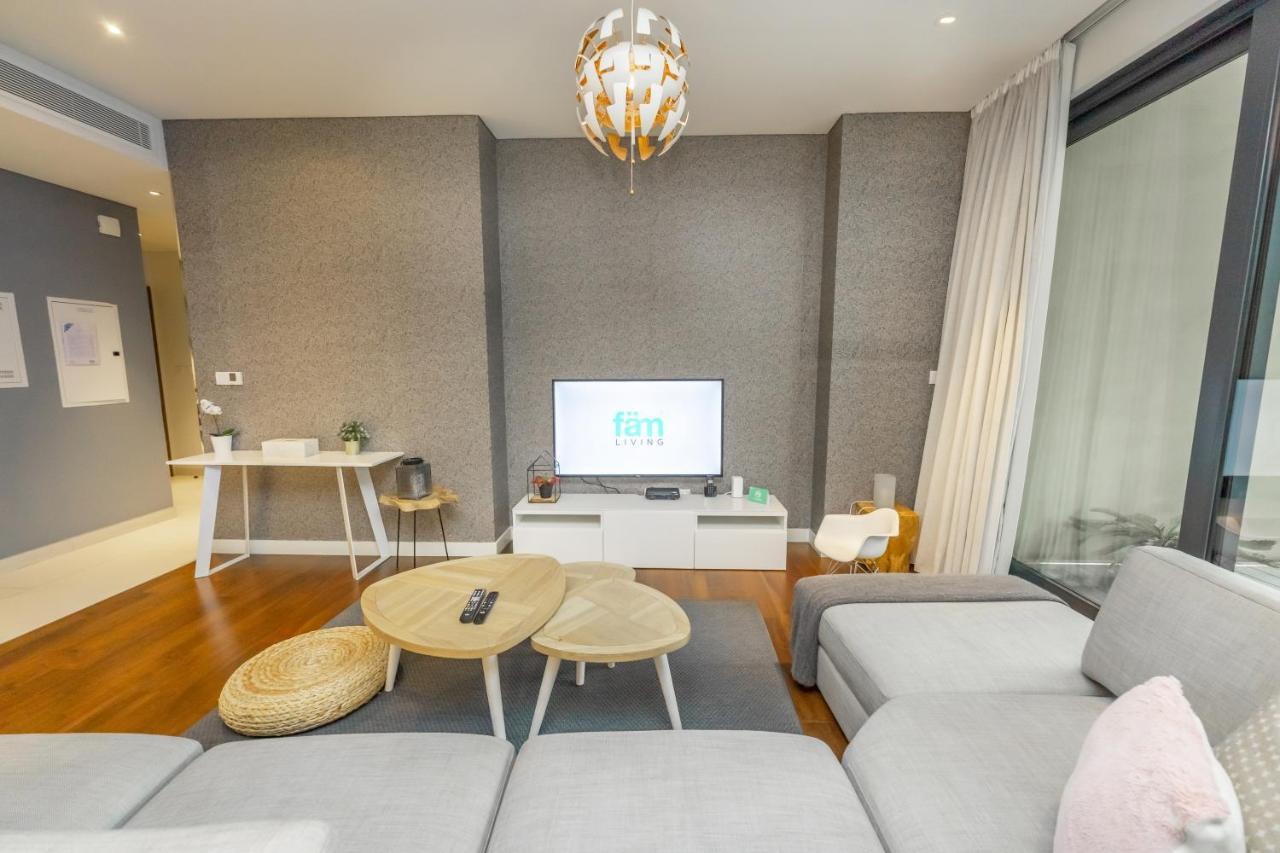 Fam Living City Walk - Opposite City Walk Mall - 2A Dubai Exterior photo