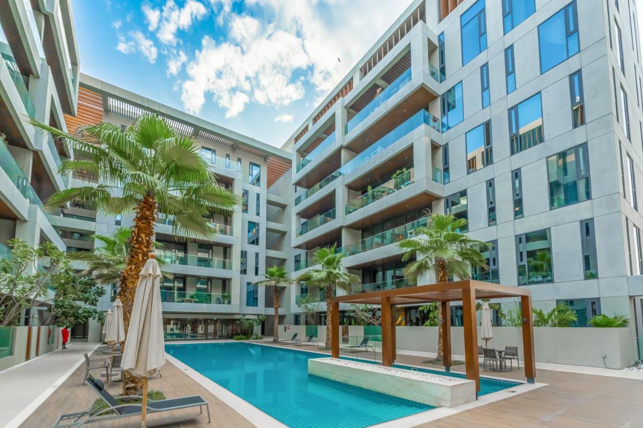 Fam Living City Walk - Opposite City Walk Mall - 2A Dubai Exterior photo