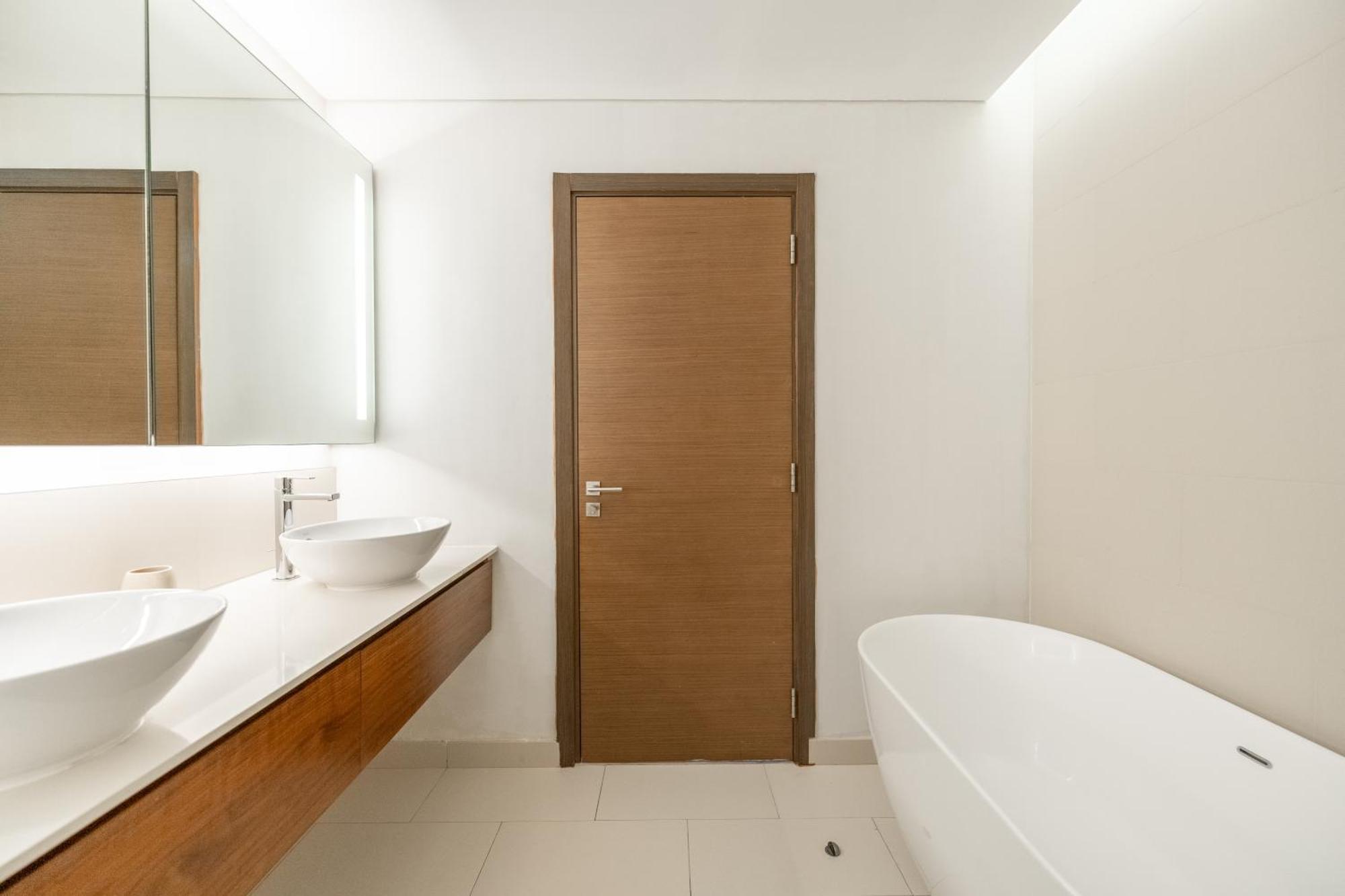 Fam Living City Walk - Opposite City Walk Mall - 2A Dubai Exterior photo